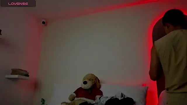 mattiwsmorris  online show from April 2026 01:48:01 PM