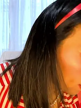 Snapshot of Mrsvictoriaaa chatting on December 2025 08:17:02 PM Mrsvictoriaaa online show from December 2025 08:17:02 PM