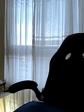 Snapshot of Mrsvictoriaaa chatting on December 2025 08:03:01 PM Mrsvictoriaaa online show from December 2025 08:03:01 PM