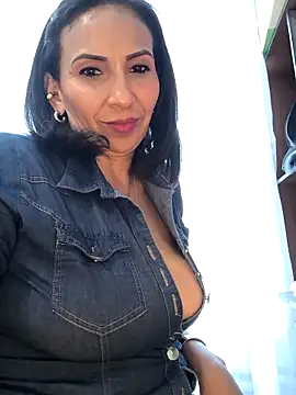 Mrsvictoriaaa online show from March 2026 07:10:01 PM