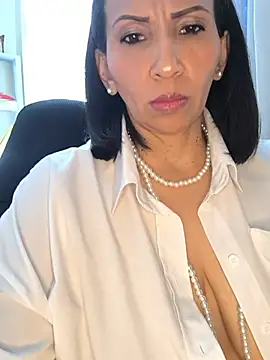 Snapshot of Mrsvictoriaaa chatting on July 2026 07:29:02 PM Mrsvictoriaaa online show from July 2026 07:29:02 PM