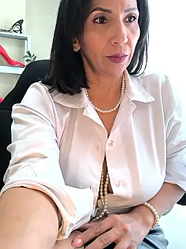 Snapshot of Mrsvictoriaaa chatting on June 2026 07:48:01 PM Mrsvictoriaaa online show from June 2026 07:48:01 PM