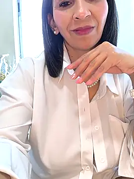 Snapshot of Mrsvictoriaaa chatting on November 2025 05:36:02 PM Mrsvictoriaaa online show from November 2025 05:36:02 PM