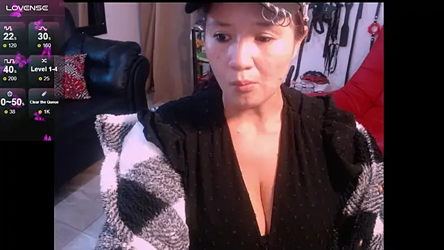 Snapshot of emily1_rosse chatting on November 2025 11:08:01 PM emily1 rosse online show from November 2025 11:08:01 PM