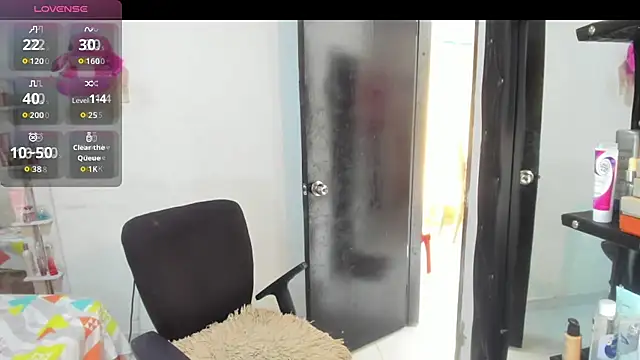 Ladyy Sweet22 online show from September 2025 01:40:01 PM