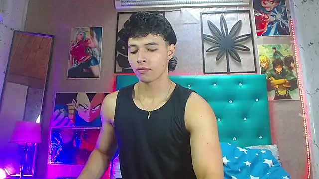 LiamAndrewzz online show from October 2025 05:16:01 PM