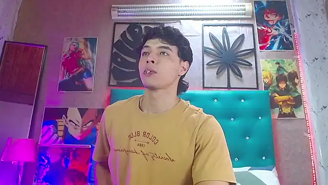 LiamAndrewzz online show from January 2026 06:25:02 PM