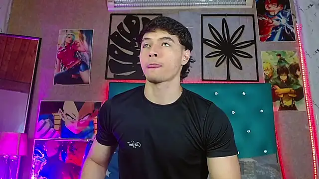 LiamAndrewzz online show from April 2026 04:16:02 AM