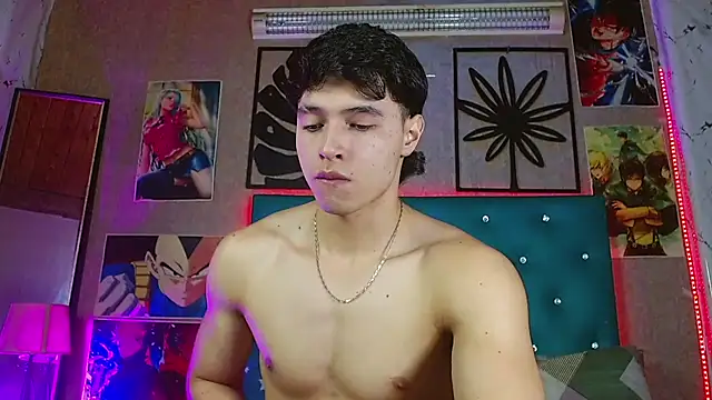 LiamAndrewzz online show from March 2026 04:19:01 AM