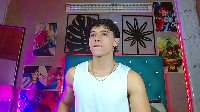 LiamAndrewzz online show from February 2026 04:34:01 AM