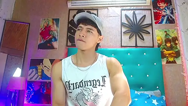 Snapshot of LiamAndrewzz chatting on October 2025 04:40:02 PM LiamAndrewzz online show from October 2025 04:40:02 PM