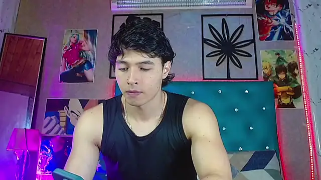Snapshot of LiamAndrewzz chatting on July 2026 04:10:02 AM LiamAndrewzz online show from July 2026 04:10:02 AM