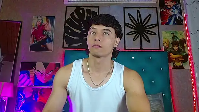 LiamAndrewzz online show from June 2026 05:29:02 AM