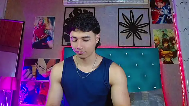 LiamAndrewzz online show from April 2026 04:42:01 AM