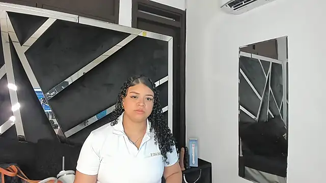 Rubyxht online show from October 2025 12:48:01 PM