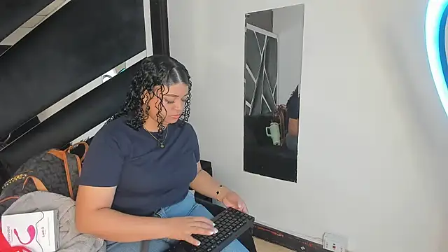 Rubyxht online show from September 2025 12:33:01 PM