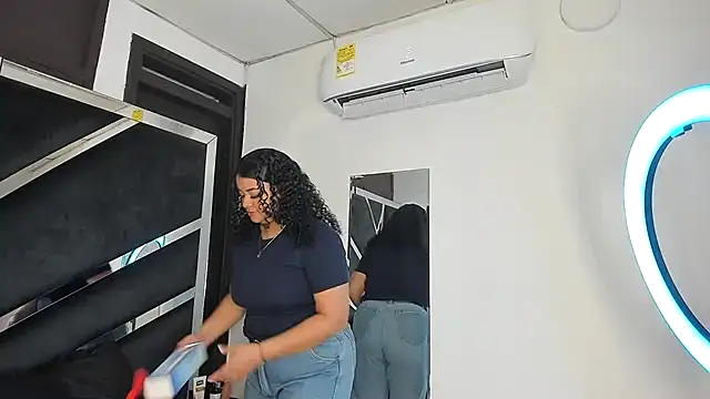 Rubyxht online show from November 2025 12:37:02 PM