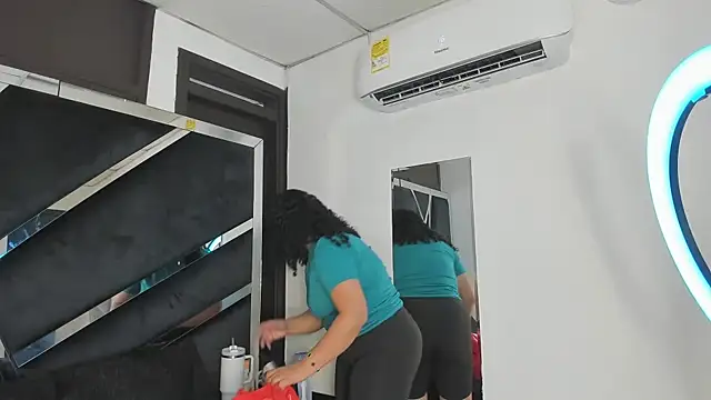 Rubyxht online show from October 2025 12:49:02 PM