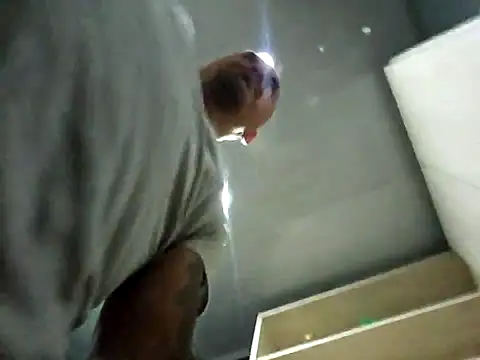 Iuver online show from January 2026 01:45:02 AM