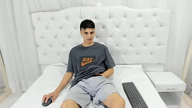 frank jhonsson online show from November 2025 02:17:01 PM