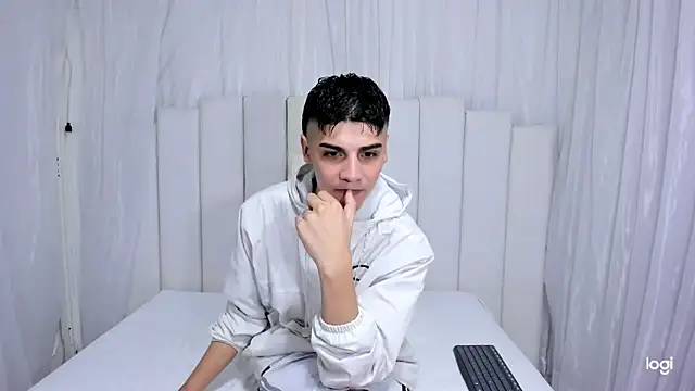 frank jhonsson online show from November 2025 05:01:02 PM