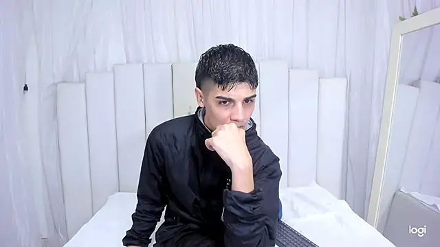 frank jhonsson online show from November 2025 04:54:01 PM