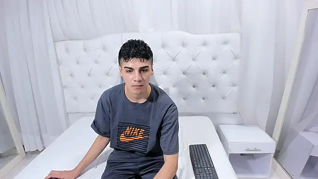 frank jhonsson online show from January 2026 05:05:02 PM