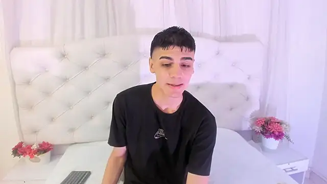 frank jhonsson online show from October 2025 12:07:01 PM