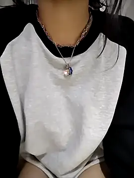 ElaRuil69 online show from November 2025 02:47:02 AM