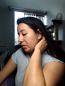 sweetie  annieee online show from September 2025 09:58:02 PM