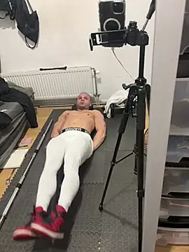 pesyelisa online show from February 2025 03:32:02 PM