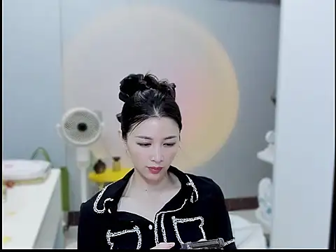 A dabo online show from October 2025 02:25:02 PM