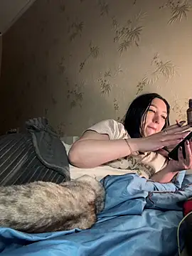 Snapshot of Naughtbaby_2025 chatting on November 2025 04:34:02 AM Naughtbaby 2025 online show from November 2025 04:34:02 AM