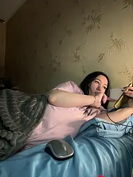 Snapshot of Naughtbaby_2025 chatting on November 2025 04:16:02 AM Naughtbaby 2025 online show from November 2025 04:16:02 AM