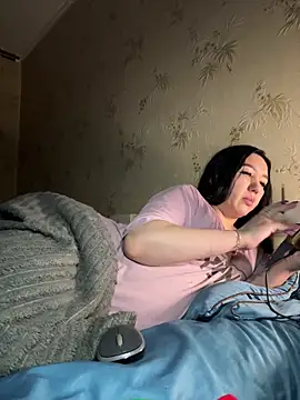 Snapshot of Naughtbaby_2025 chatting on November 2025 04:21:01 PM Naughtbaby 2025 online show from November 2025 04:21:01 PM