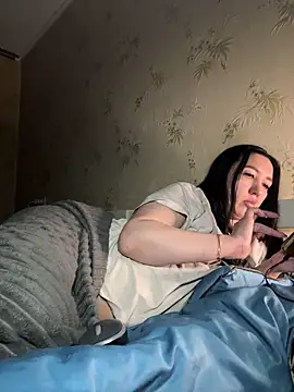 Snapshot of Naughtbaby_2025 chatting on November 2025 03:44:02 PM Naughtbaby 2025 online show from November 2025 03:44:02 PM