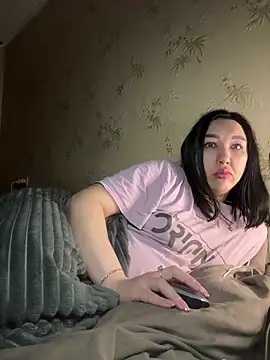 Snapshot of Naughtbaby_2025 chatting on October 2025 02:55:02 AM Naughtbaby 2025 online show from October 2025 02:55:02 AM