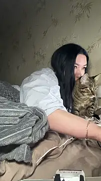 Naughtbaby 2025 online show from March 2026 03:00:01 AM