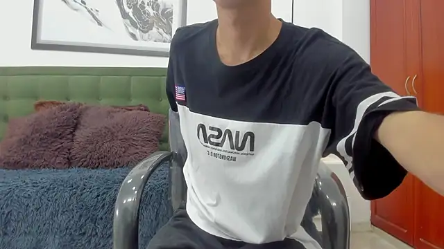 Johann sex online show from February 2026 05:32:02 PM