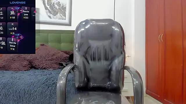 Johann sex online show from March 2026 05:39:02 PM