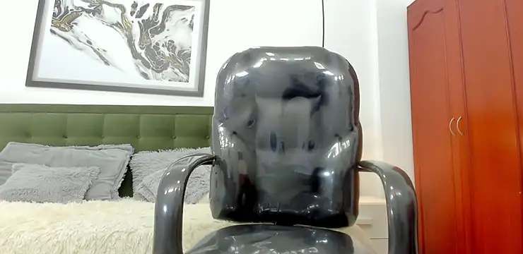 Snapshot of Johann_sex chatting on May 2026 05:39:02 PM Johann sex online show from May 2026 05:39:02 PM