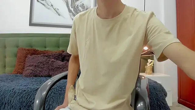 Johann sex online show from February 2026 04:52:01 PM