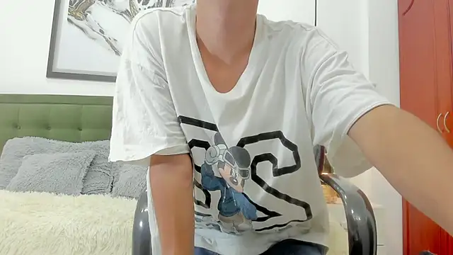 Snapshot of Johann_sex chatting on May 2026 05:27:02 PM Johann sex online show from May 2026 05:27:02 PM