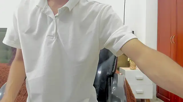 Johann sex online show from January 2026 05:27:02 PM