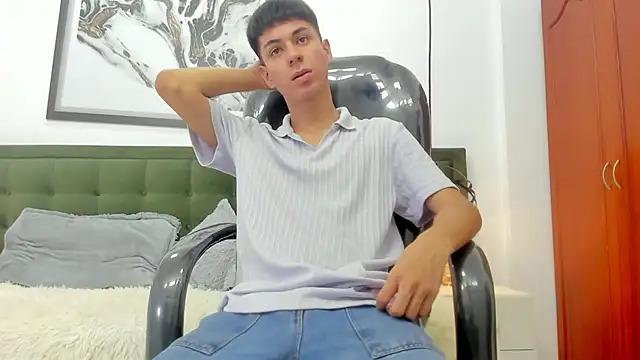 Snapshot of Johann_sex chatting on May 2026 05:19:02 PM Johann sex online show from May 2026 05:19:02 PM