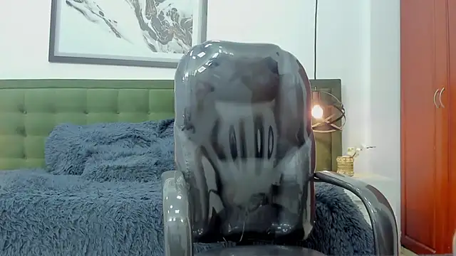 Johann sex online show from December 2025 05:25:01 PM