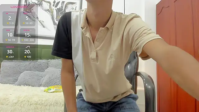 Johann sex online show from April 2026 05:30:01 PM