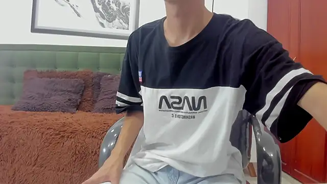 Johann sex online show from January 2026 05:09:02 PM