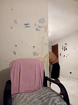 LeonRoots online show from February 2026 07:39:01 AM