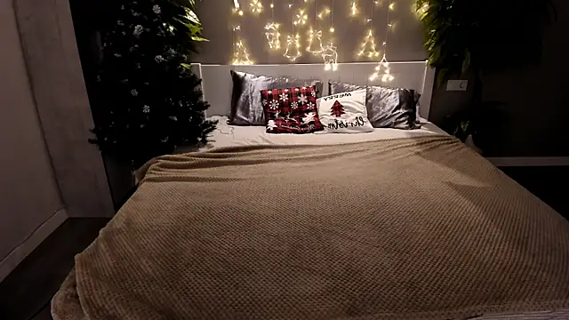 PaigePrado online show from December 2025 06:34:01 AM